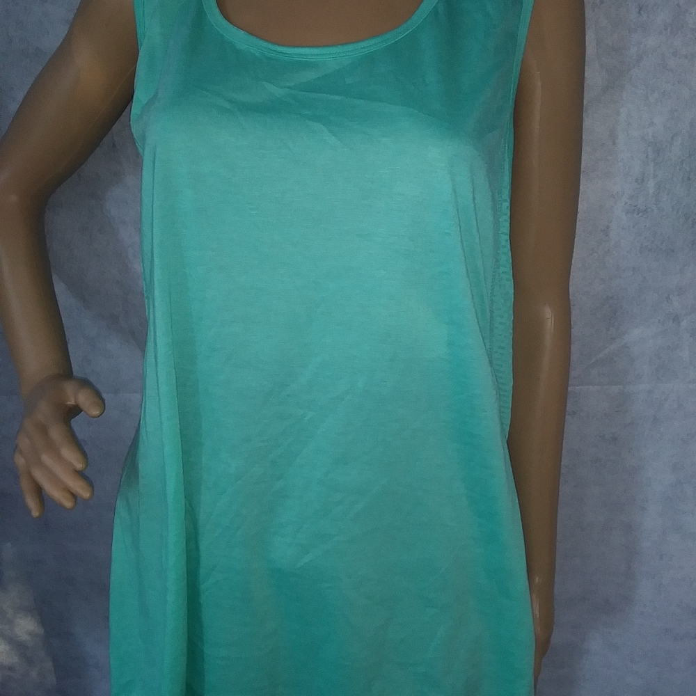 NWT Woman's zone pro tank top